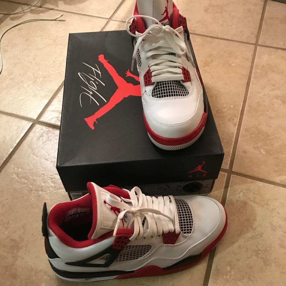 Men's Retro 4 | black white red size 8